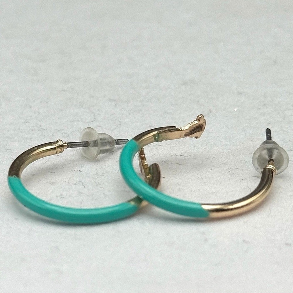 Vintage Teal Gold-Tone Metal Fashion Enamel Clip-On Huggie Hoop Earrings Retro